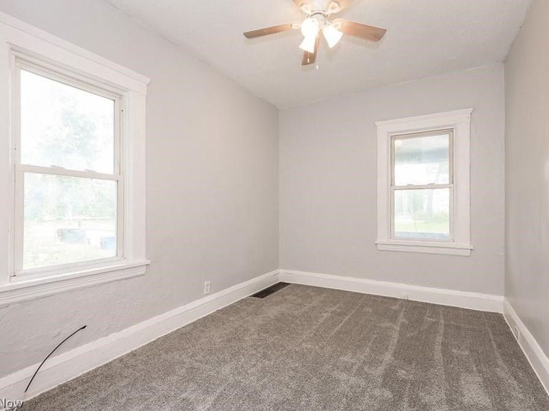 10803 Navarre Court, Cleveland, OH 44108 Photo 6