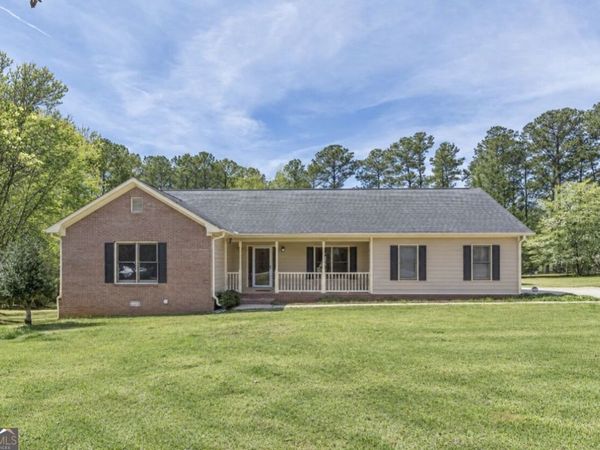 110 Eastfield Court, Mcdonough, GA 30252