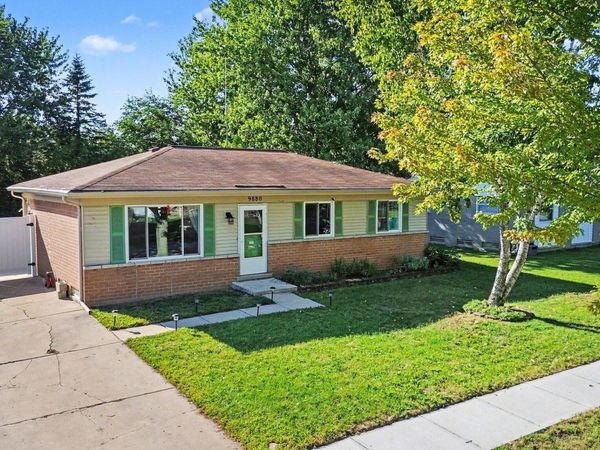 9880 Van Buren Street, Belleville, MI 48111