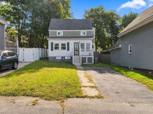 9 Mechanic St, Haverhill, MA 01830