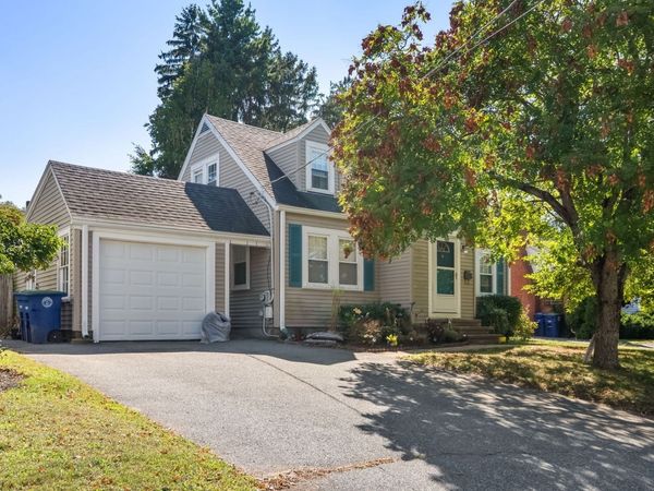 18 Hill View Road, Braintree, MA 02184