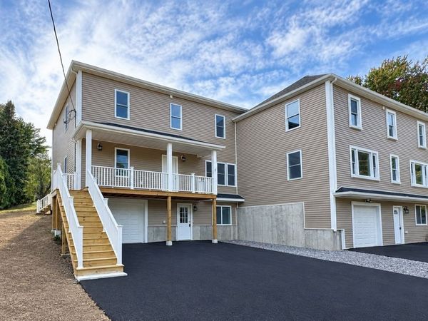 344 Hilldale Ave, Haverhill, MA 01832