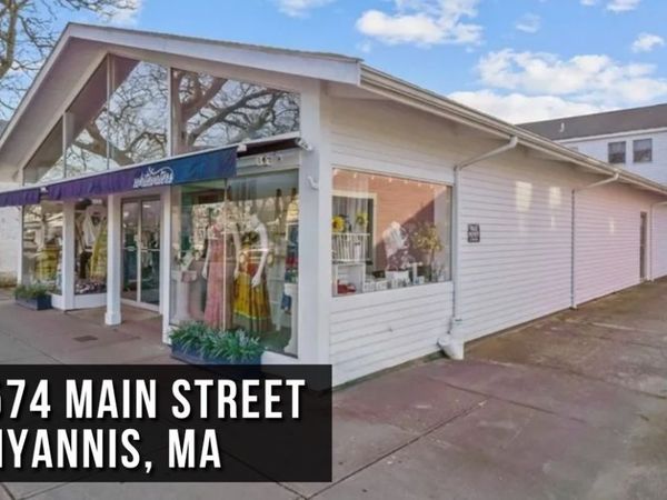 574 Main St, Barnstable, MA 02601