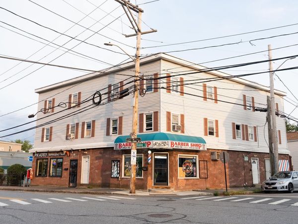 52 Willie Street, Lowell, MA 01854