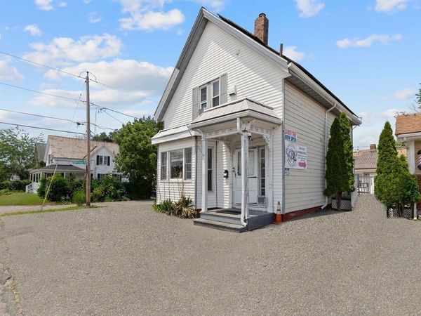 616 Centre St, Brockton, MA 02302