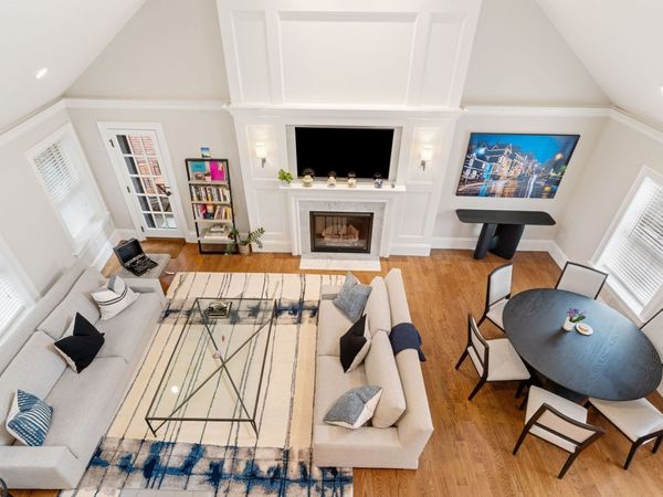 31 Mount Vernon St, Unit 4, Boston, MA 02125