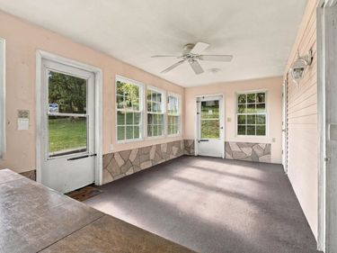 27 MIDDLE RIVER DR, VERONA, VA 24482