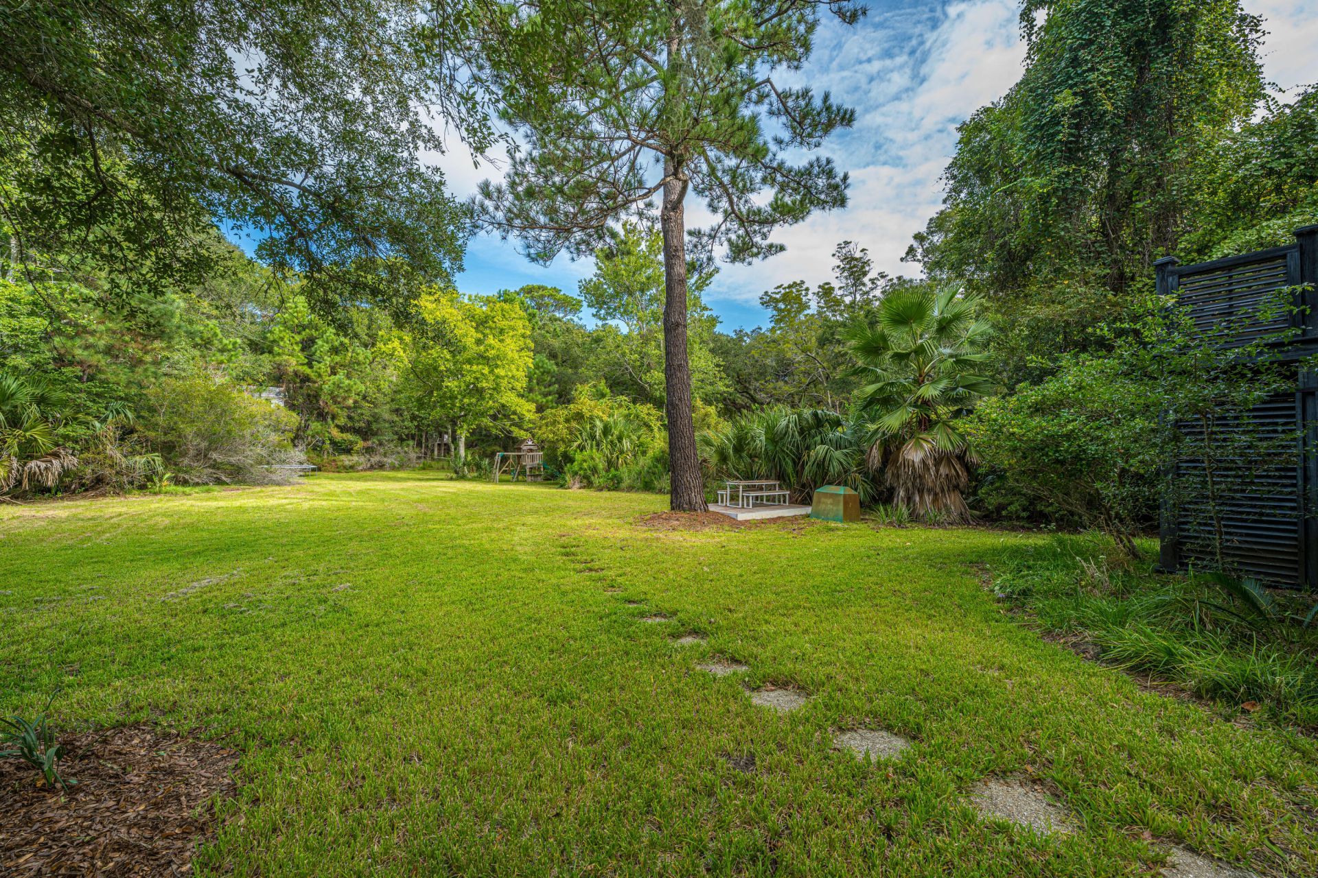 7759 Edingsville Beach Road Photo 16