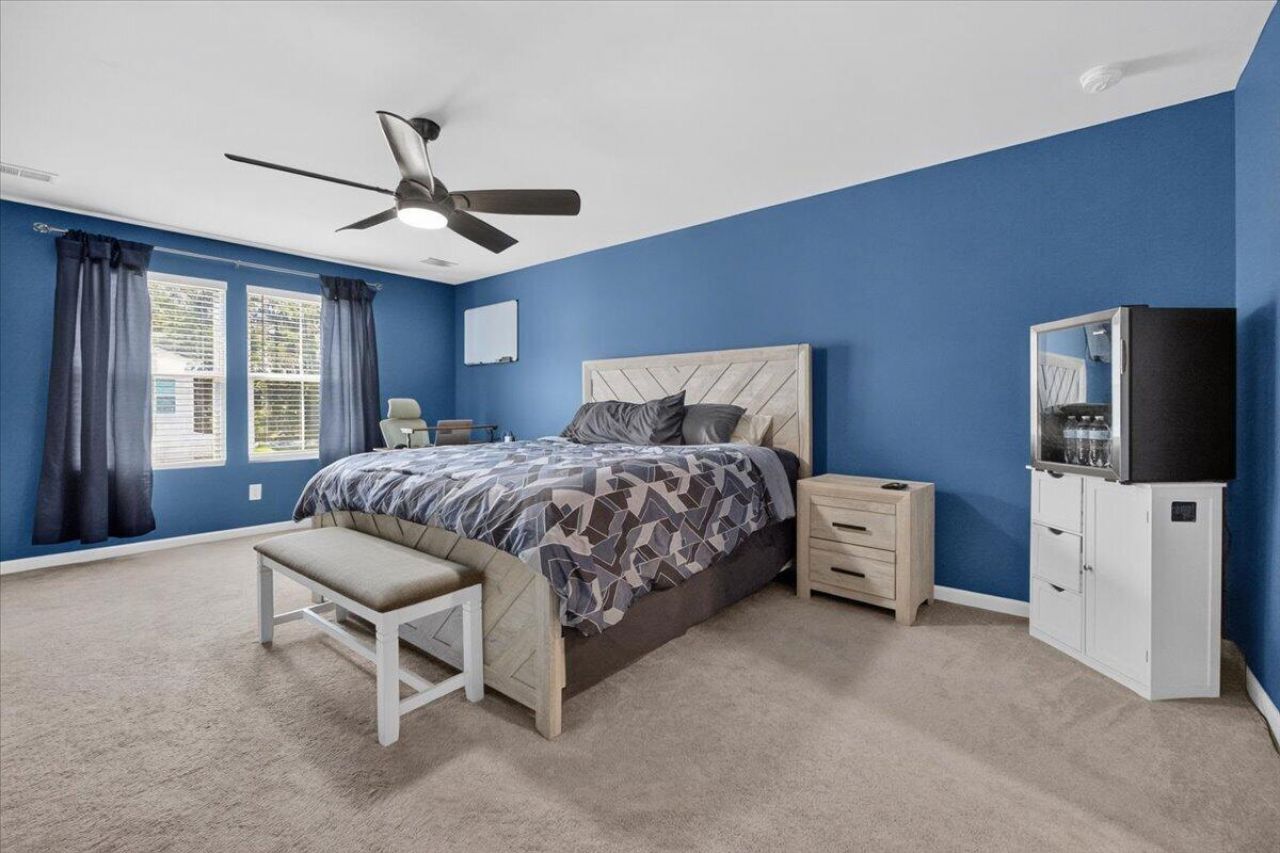 8051 Reagan Way Photo 17