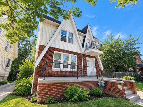 15470 Pinehurst Street , Detroit, Mi 48238
