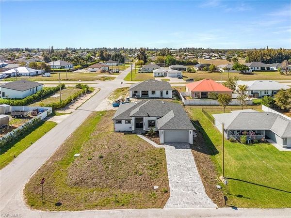 1900 NW Embers TER , CAPE CORAL, FL 33993