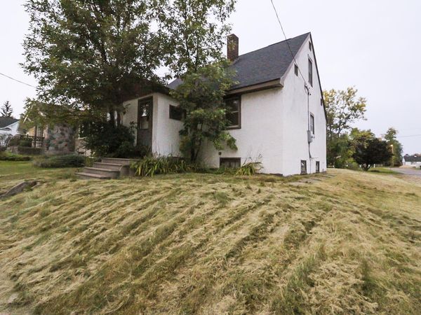 819 1st Avenue NW, Chisholm, MN 55719