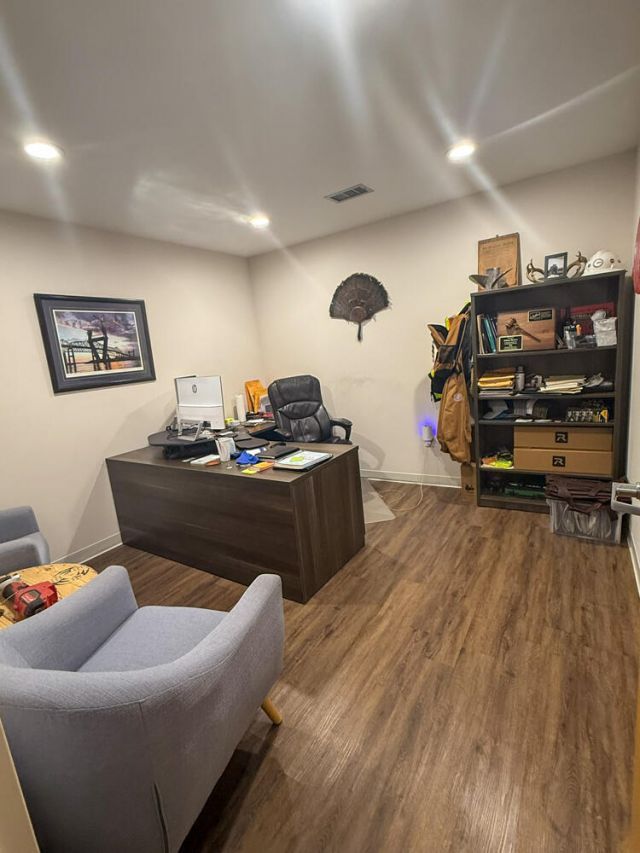 7324 Industry Drive  Photo 4