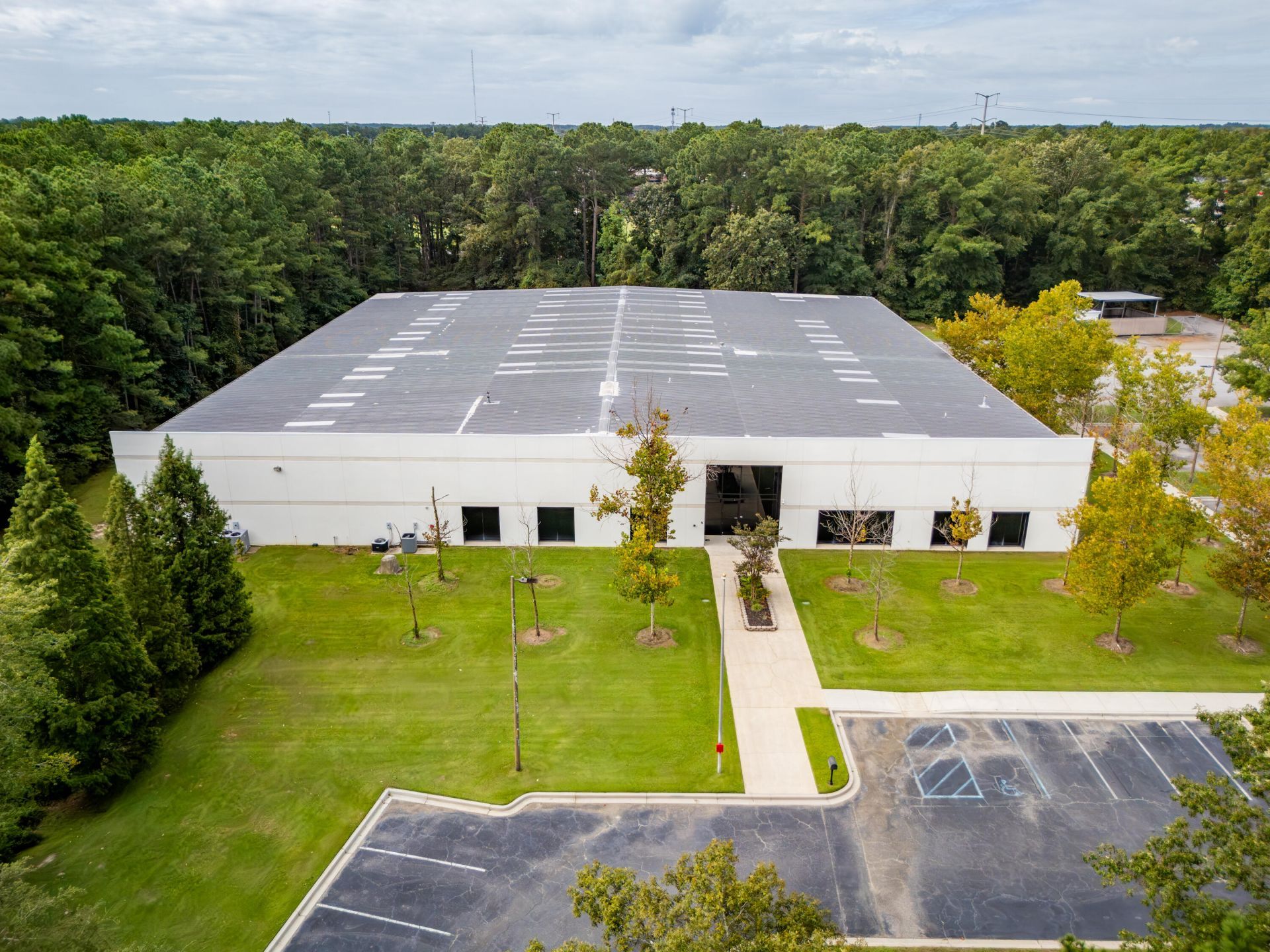 5 Corporate Parkway  Photo 4