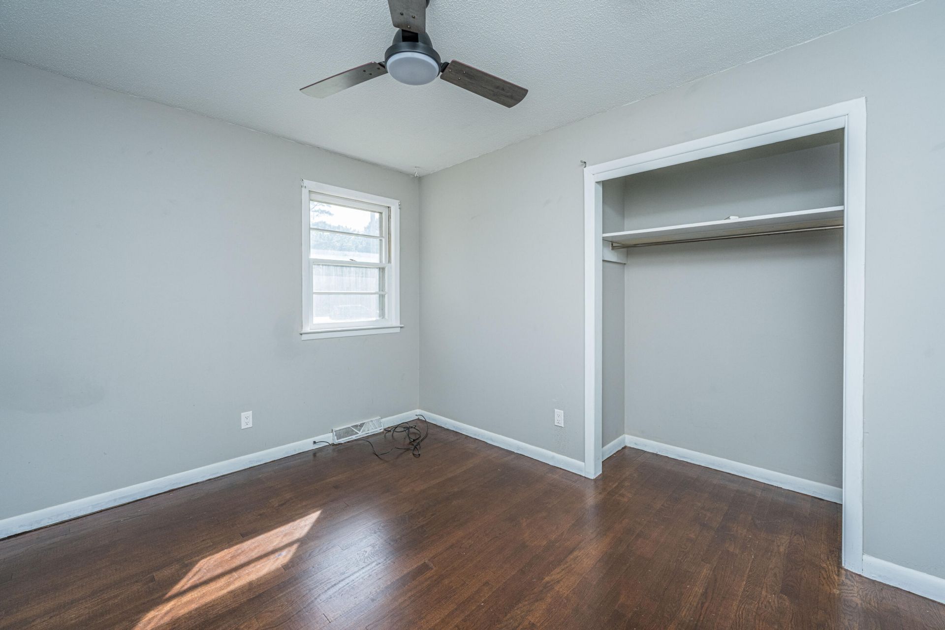 10574 Dorchester Road  Photo 15