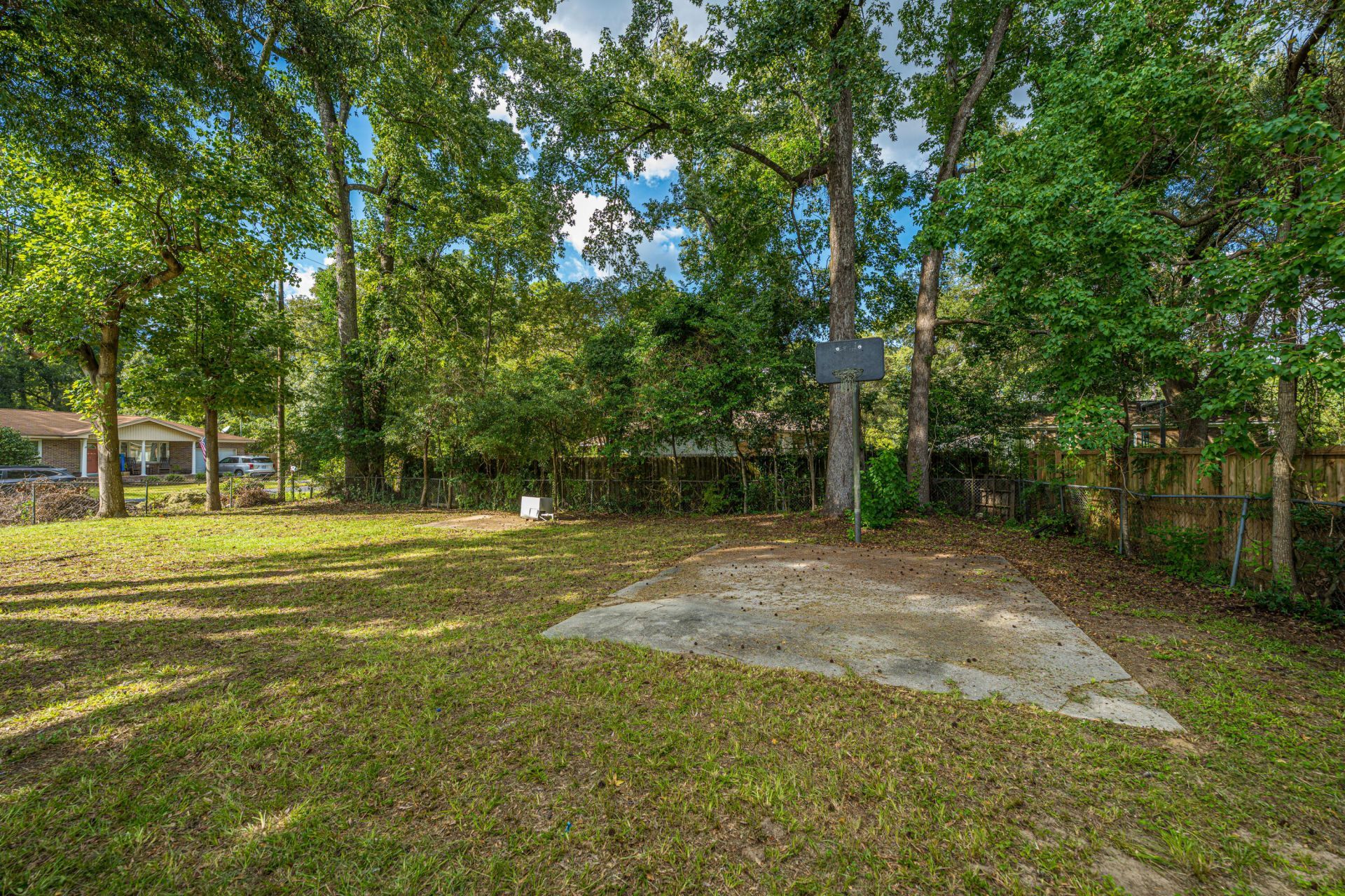 10574 Dorchester Road  Photo 23