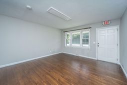 10574 Dorchester Road  photo 4