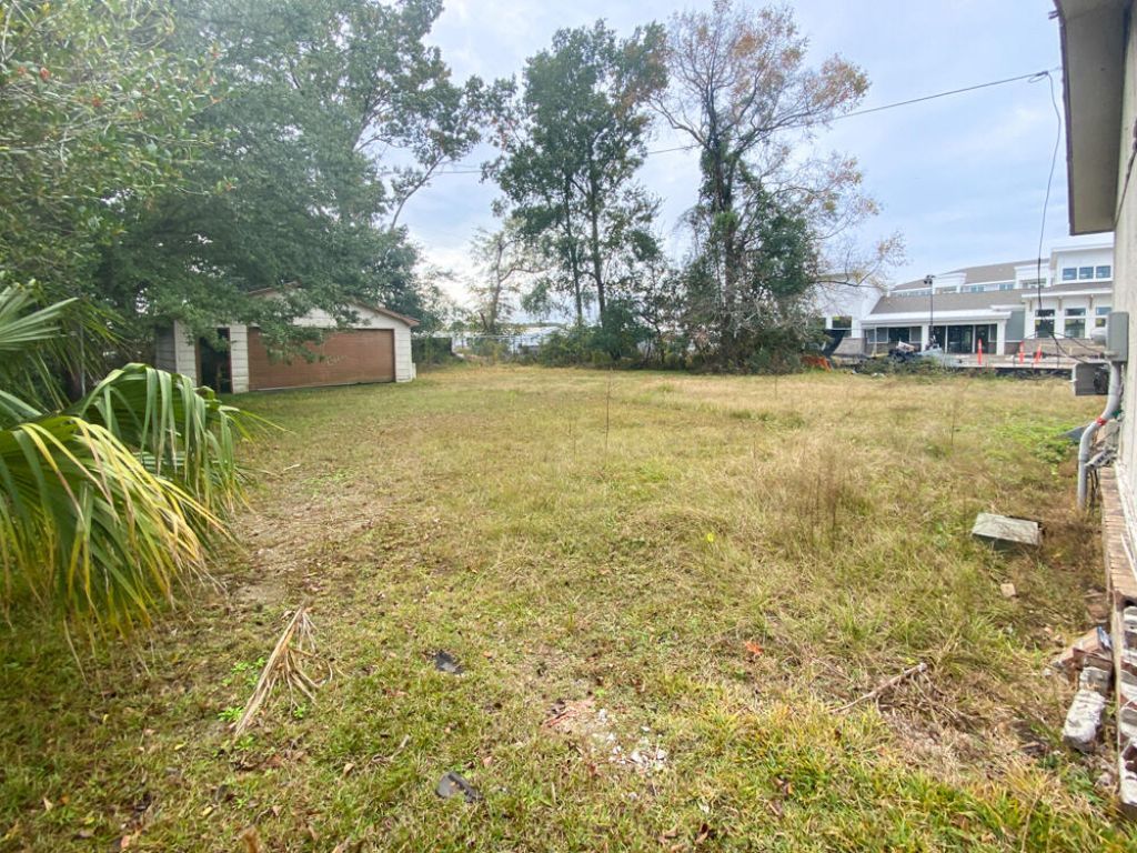 3175 W Montague Avenue  Photo 7