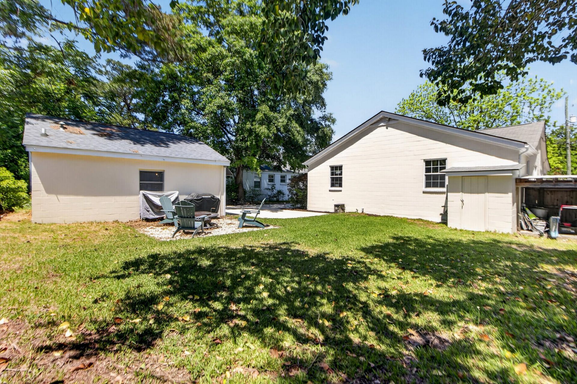537 St. Andrew's Boulevard  Photo 45