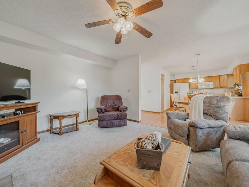 106 Wyckshire Drive , Pataskala, OH 43062 Photo 14