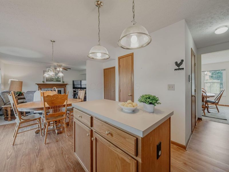 106 Wyckshire Drive , Pataskala, OH 43062 Photo 18