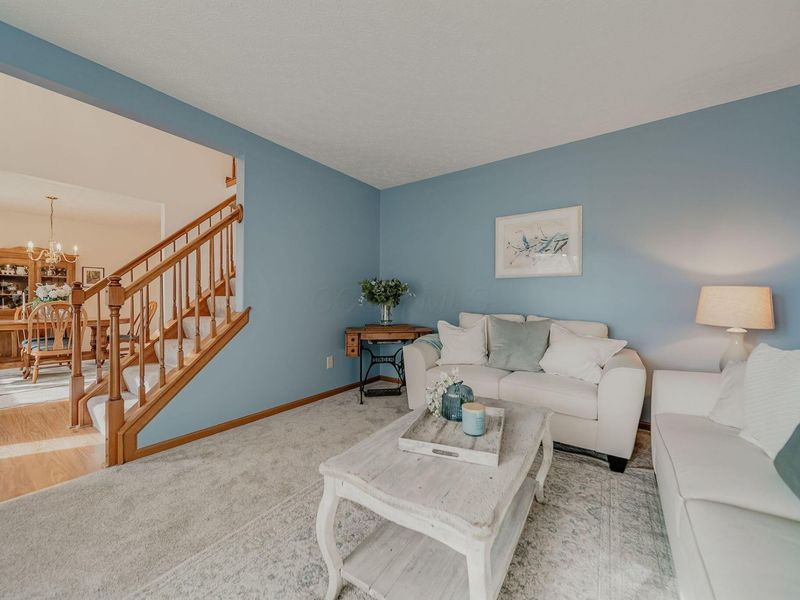 106 Wyckshire Drive , Pataskala, OH 43062 Photo 6