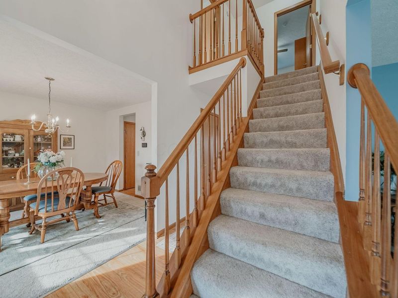106 Wyckshire Drive , Pataskala, OH 43062 Photo 8