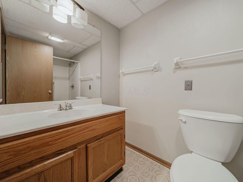5885 Beechcroft Road , Unit 210, Columbus, OH 43229 Photo 19