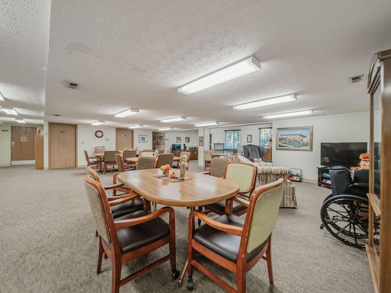 5885 Beechcroft Road , Unit 210, Columbus, OH 43229 Photo 34