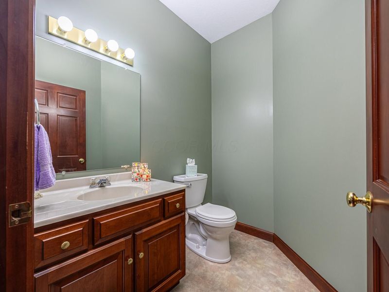 809 Sara Drive, Coshocton, OH 43812 Photo 17