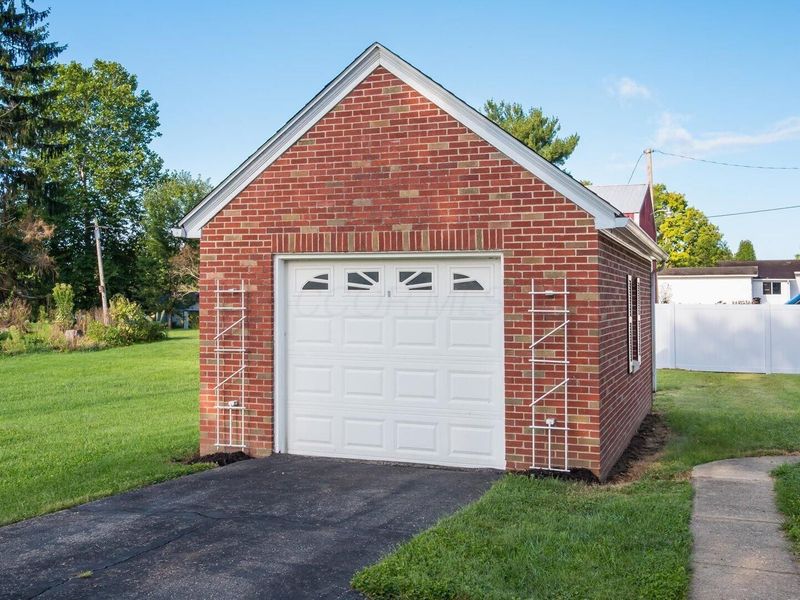 691 Jefferson Street , Utica, OH 43080 Photo 7