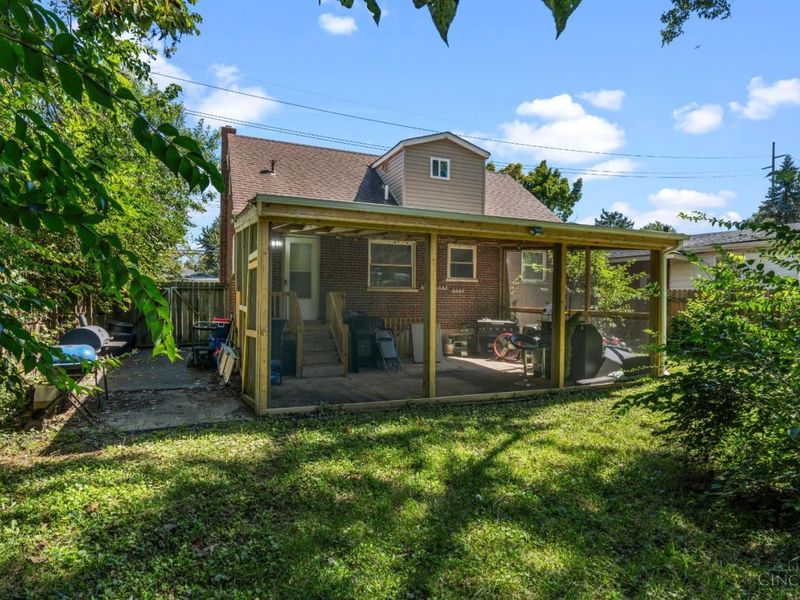9287 Coogan Drive, Colerain Township, OH 45231 Photo 4