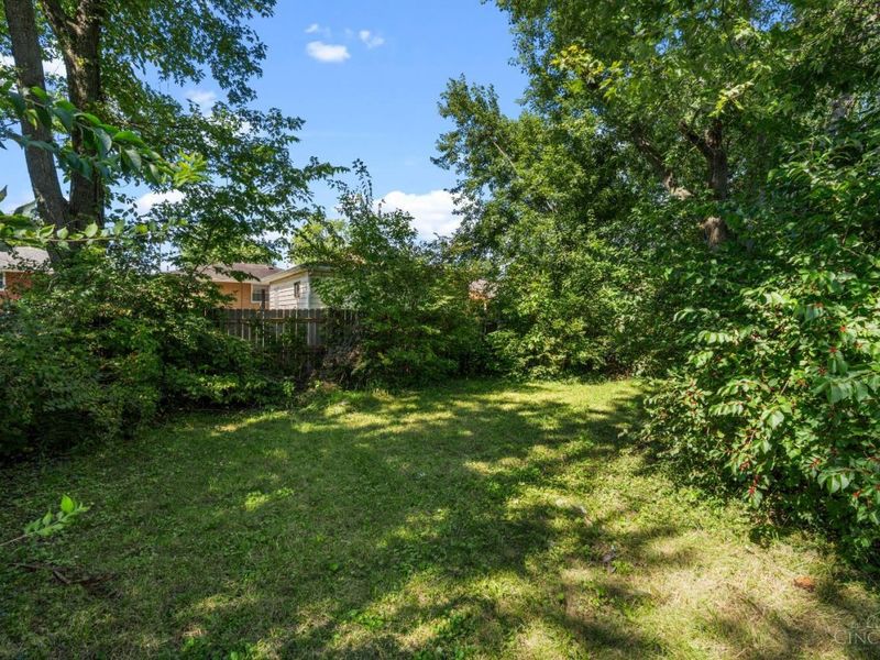 9287 Coogan Drive, Colerain Township, OH 45231 Photo 6