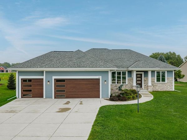 615 Bark River WAY, Dousman, WI 53118