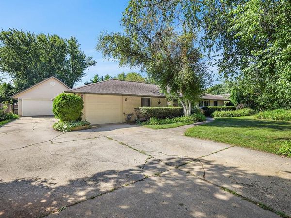 5805 Yorkshire ROAD, Madison, WI 53711