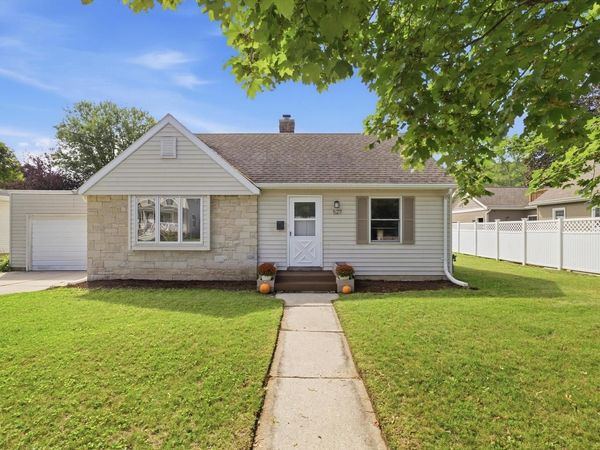 527 Schwartz STREET, Plymouth, WI 53073
