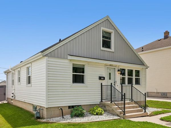 2633 N 20th STREET, Sheboygan, WI 53083