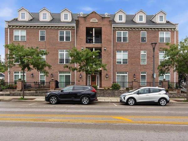 7224 W State STREET, Unit 3D, Wauwatosa, WI 53213