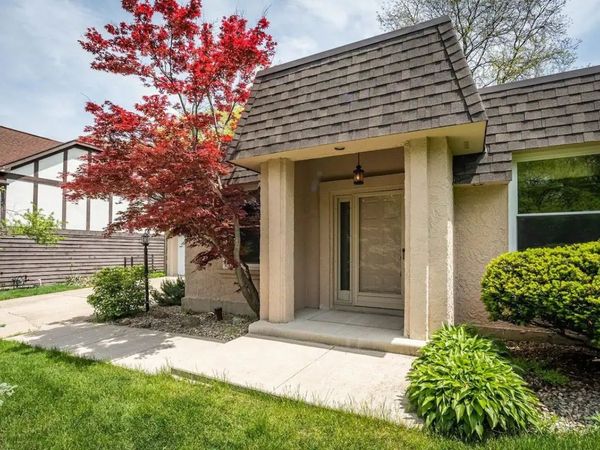 952 Norwood Court , Naperville, IL 60540