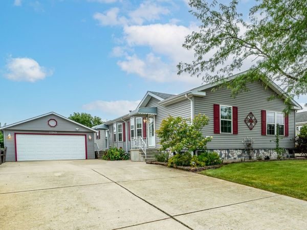 22949 S Glen Eagle Drive , Frankfort, IL 60423