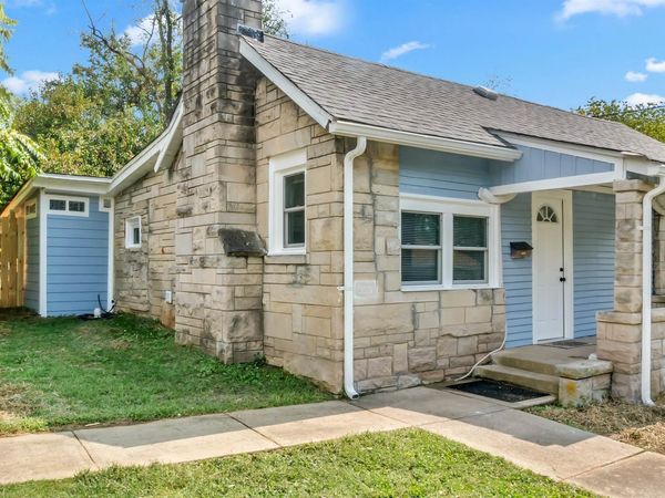 220 N Adams Street, Bloomington, IN 47404