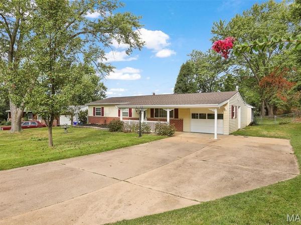 257 Joyce Court, Ballwin, MO 63021