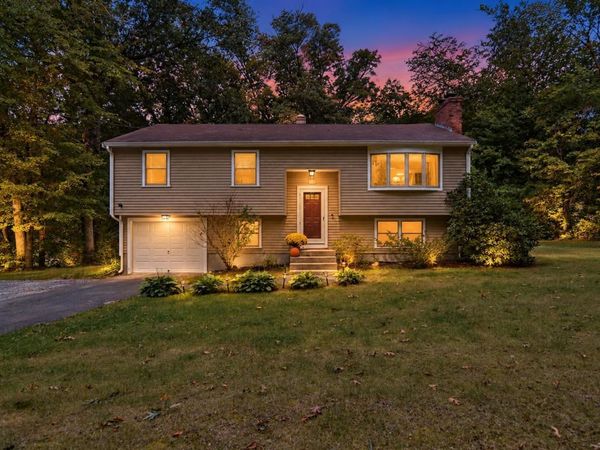 178 Island Pond Road, Derry, NH 03038