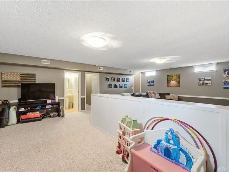9267 N Creek Lane, Centerville, OH 45458 Photo 39