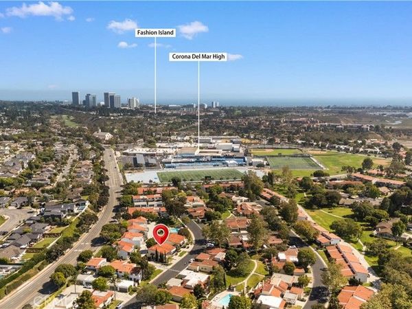 2326 Vista Hogar , Newport Beach, CA 92660