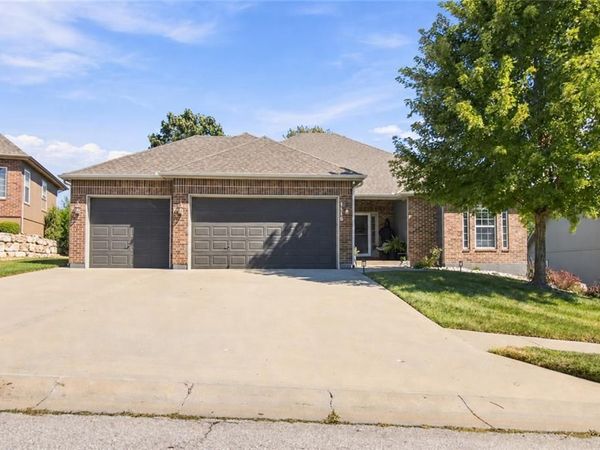 1115 N Glenview Avenue, Independence, MO 64056