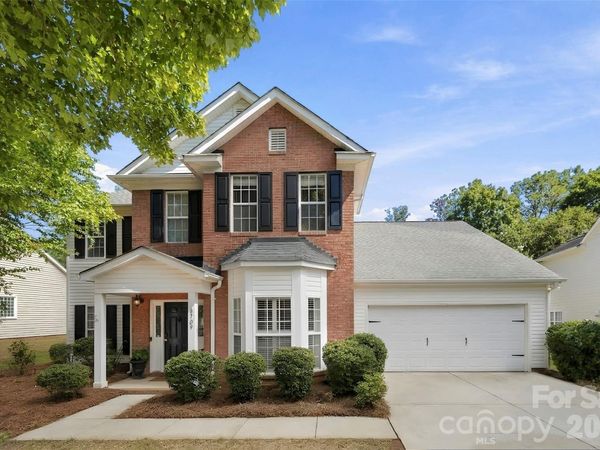 8709 Ellington Park Drive , Charlotte, NC 28277