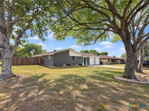 720 Whitewing Street, Victoria, TX 77905