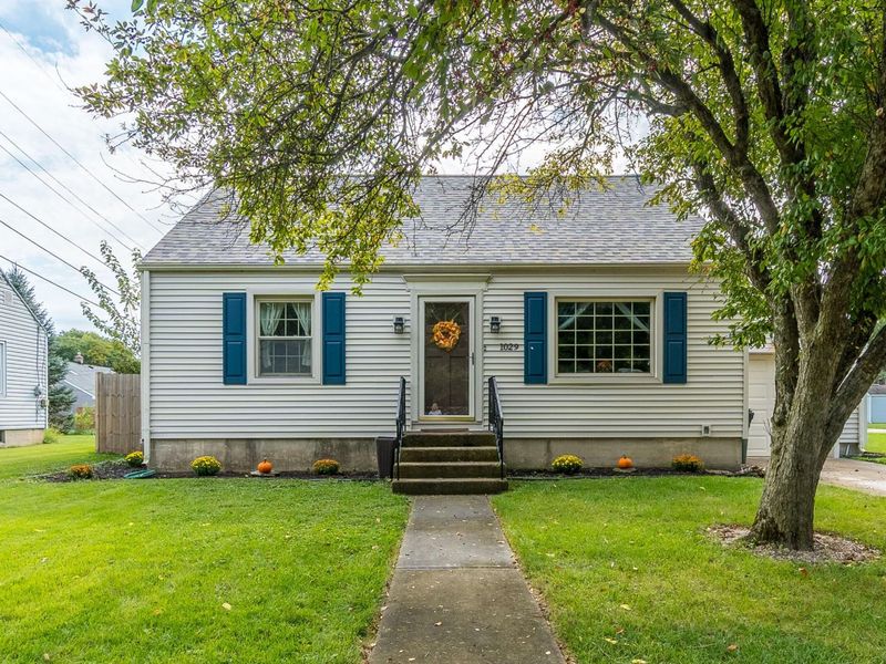 1029 S Mayfair Road, Troy, OH 45373 Photo 2