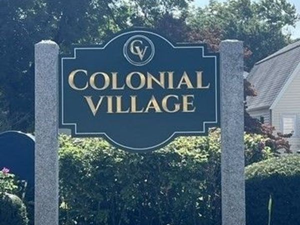 4 Colonial Village Drive, Unit 7, Arlington, MA 02474